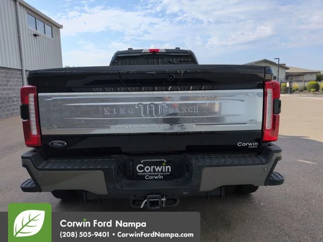 New 2026 Agate Black Metallic Ford King Ranch image 4