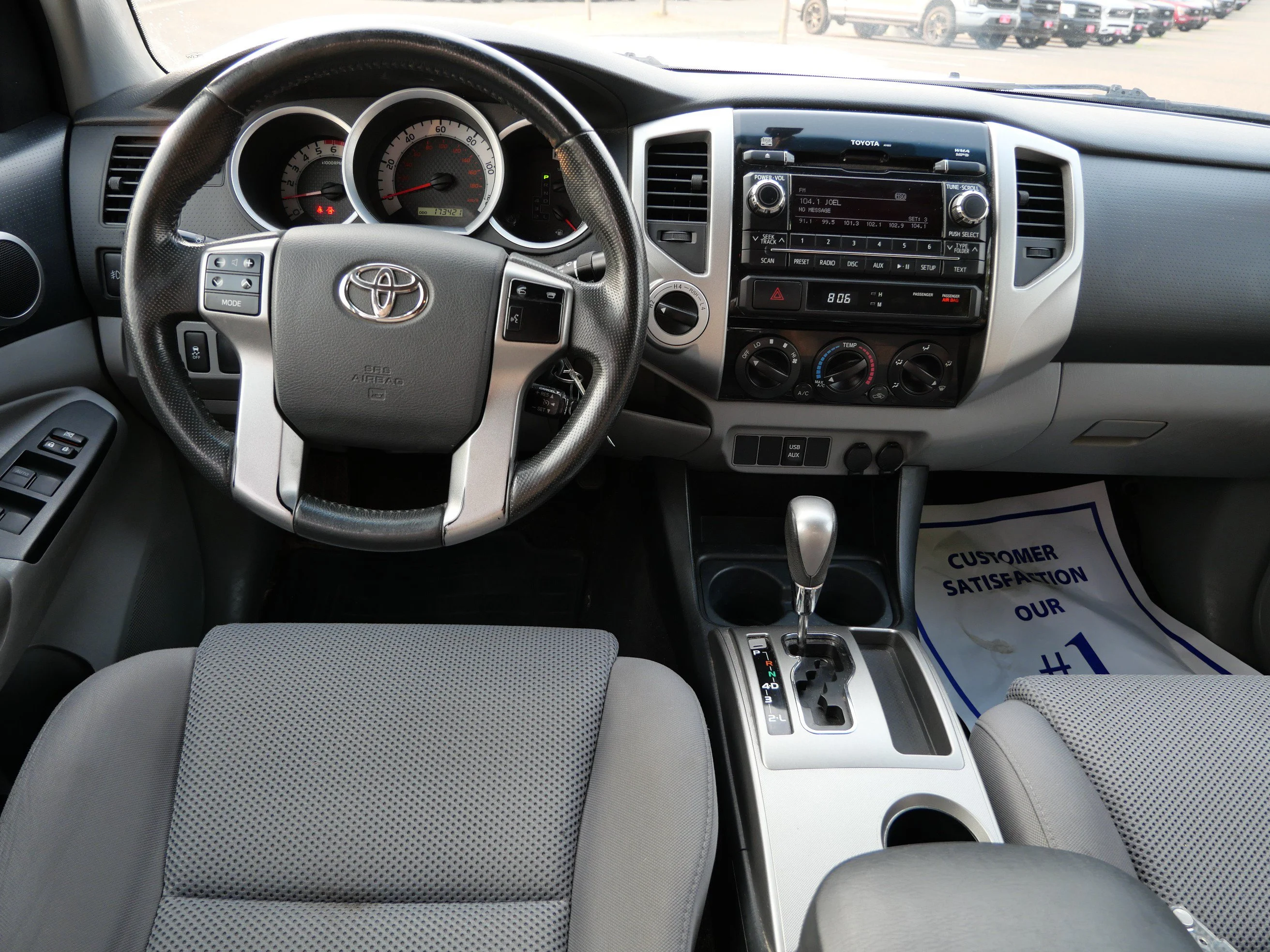 Used 2012 Super White Toyota 4WD Double Cab LB V6 AT image 15