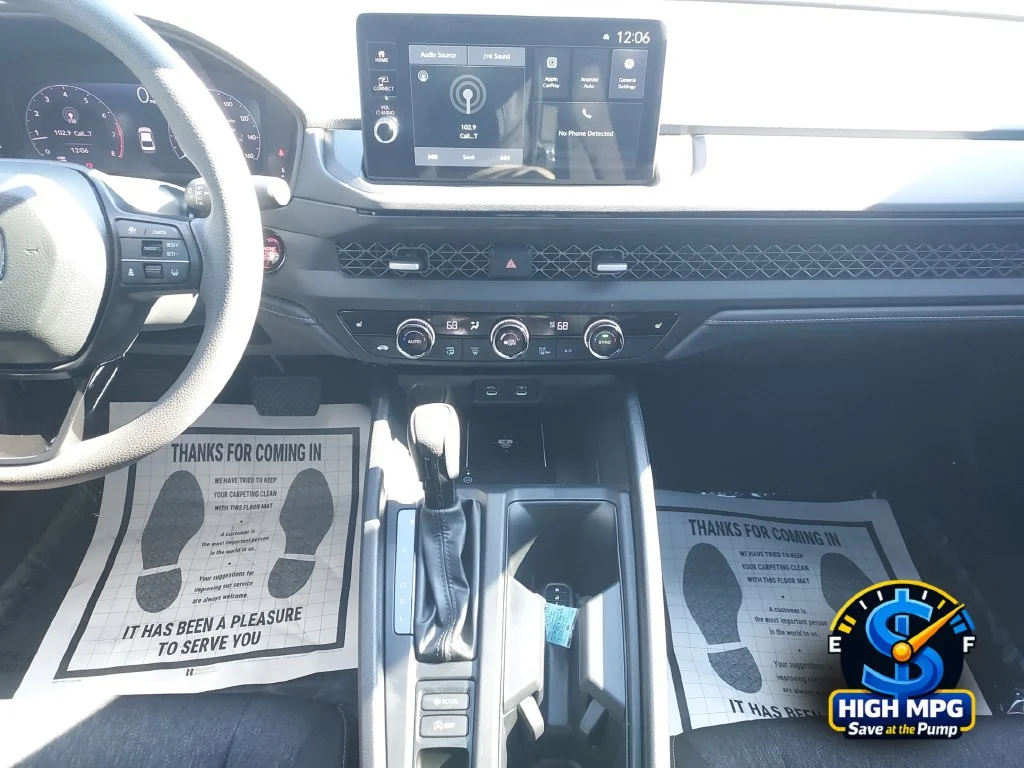 Used 2026 Gray Honda SE image 14