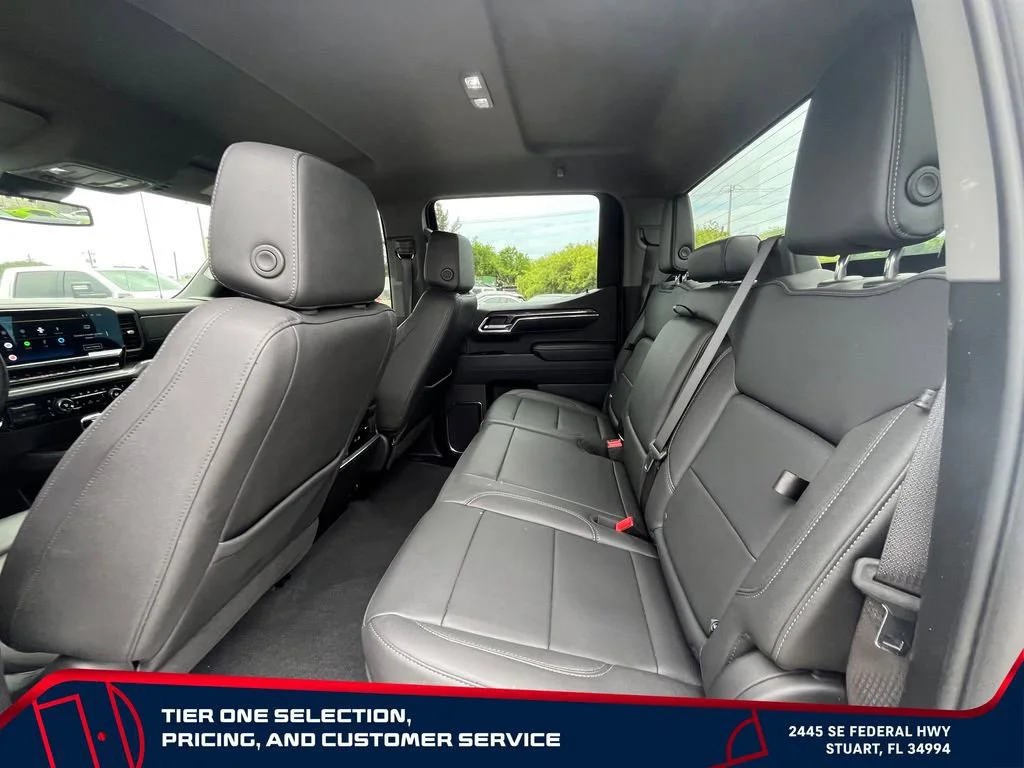 Used 2024 Summit White Chevrolet LTZ image 12