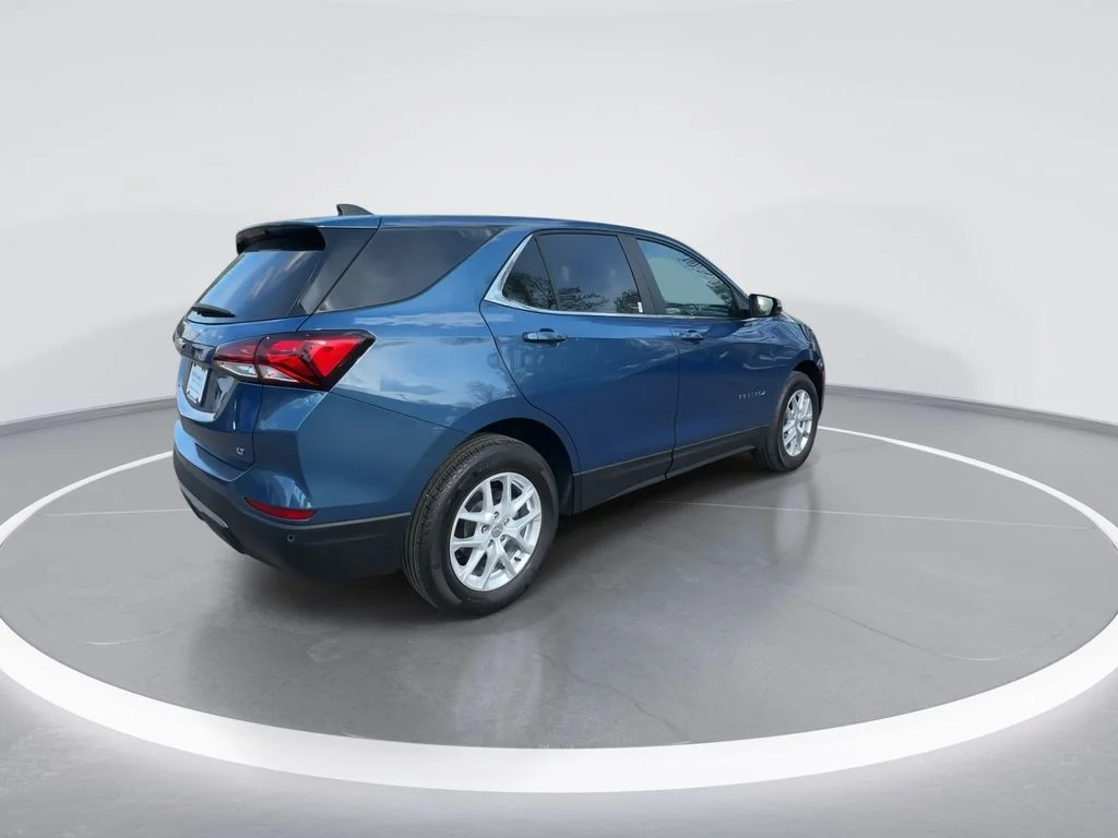Used 2024 Blue Chevrolet LT image 8
