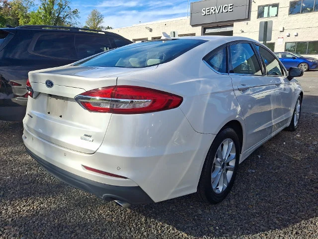 Used 2020 White Ford SE image 5
