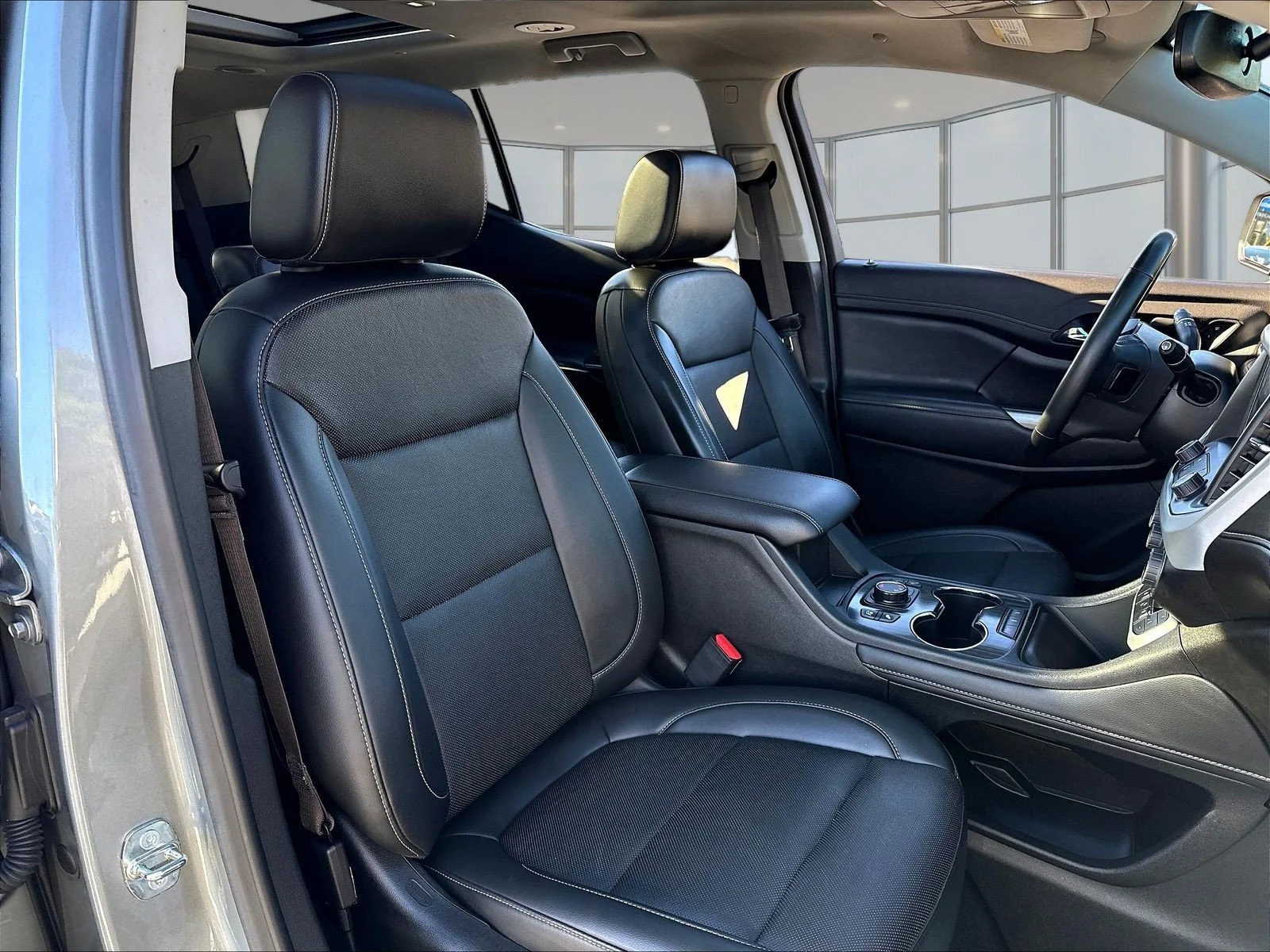 Used 2023 Sterling Metallic GMC SLT image 32