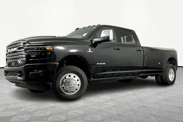 2026 RAM 3500 Laramie 4X4 Crew Cab LWB's photo