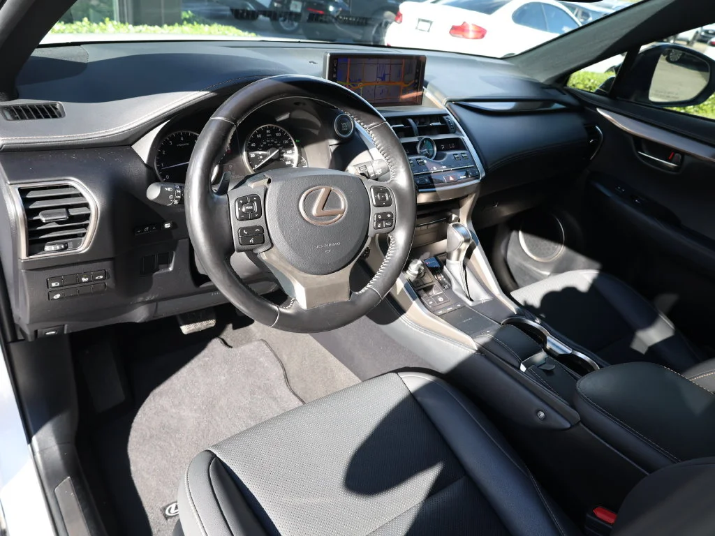 Used 2020 White Lexus 300 Base image 14
