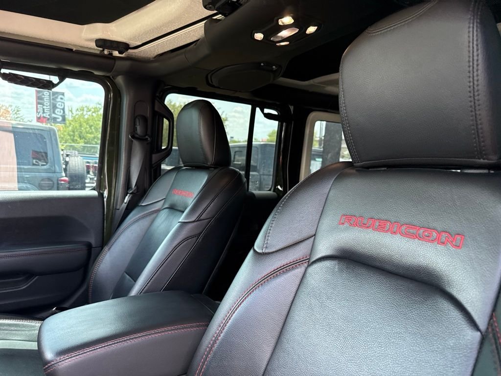Used 2021 Green Jeep Unlimited Rubicon image 25