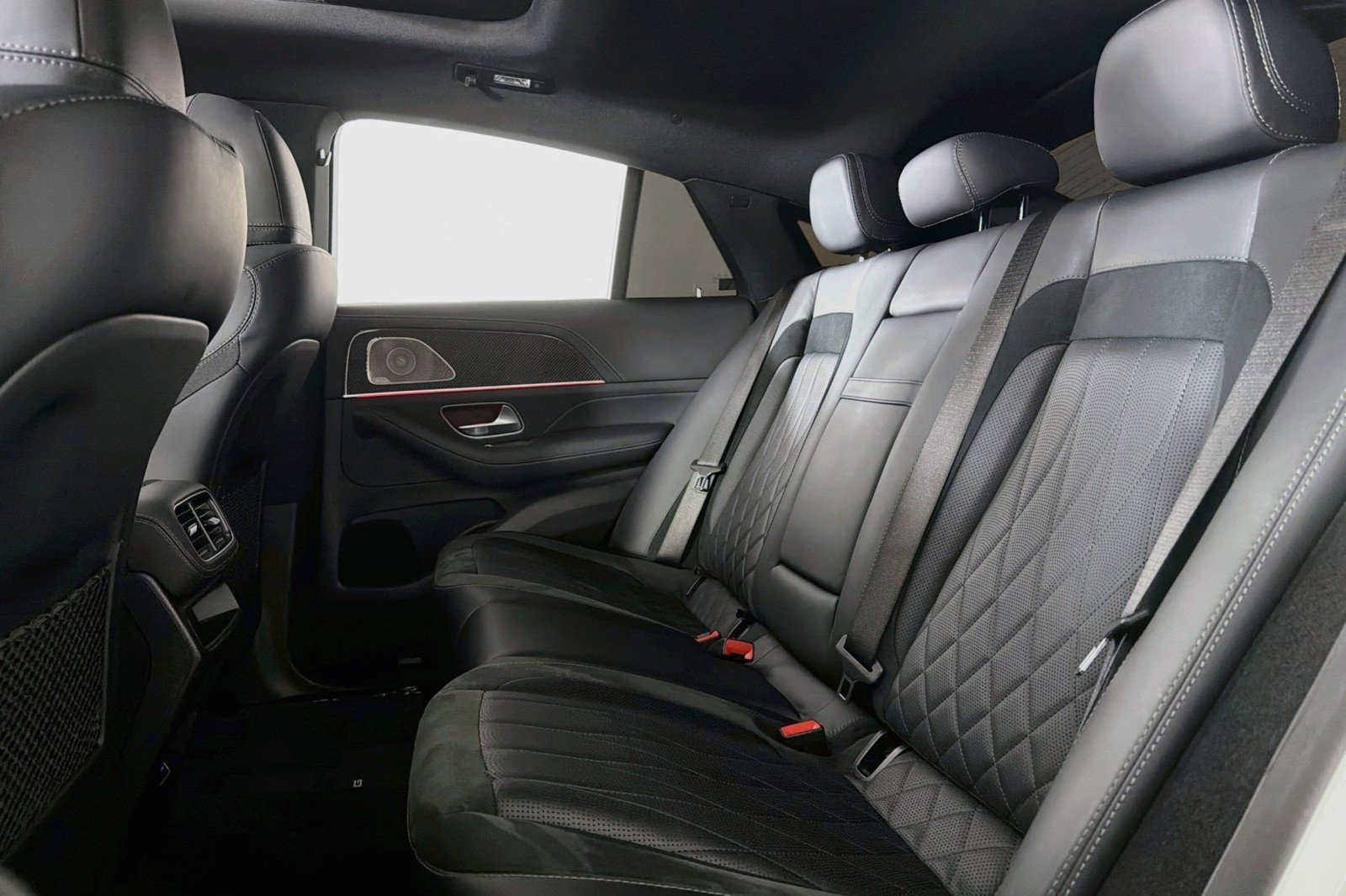 Certified Used 2024 MANUFAKTUR Diamond White Metallic Mercedes-Benz AMG® 53 image 9