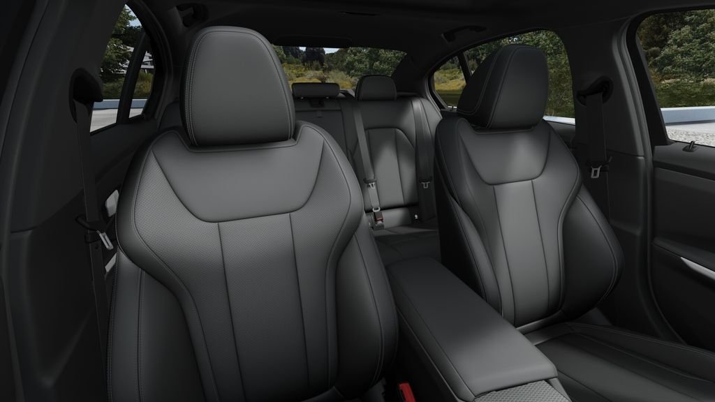 New 2026 Black Sapphire Metallic BMW 330i xDrive image 11