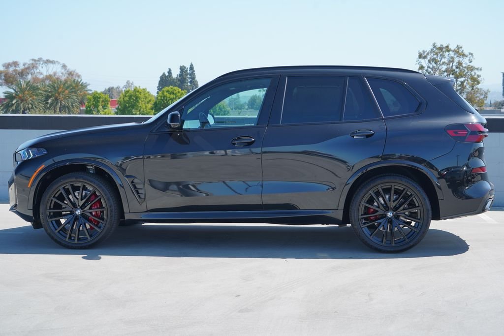 New 2026 Black Sapphire Metallic BMW sDrive40i image 4