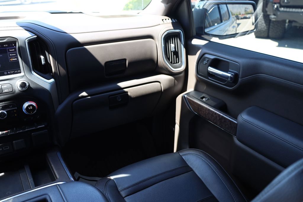 Used 2020 White Frost Tricoat GMC Denali image 22