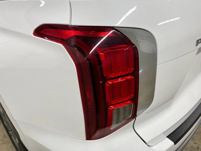 Used 2023 White Hyundai Limited image 9