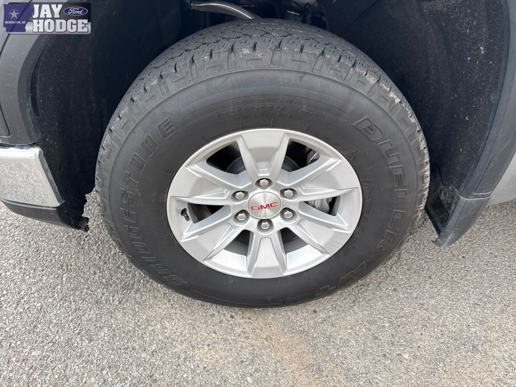 Used 2025 Silver GMC SLE image 26
