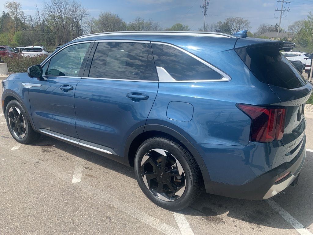 Used 2025 Blue Kia SX Prestige image 3