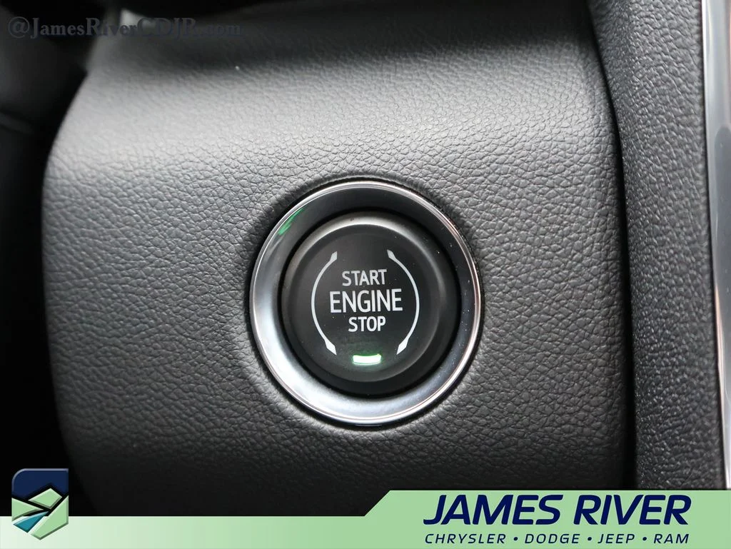 Used 2026 White GMC Elevation image 33