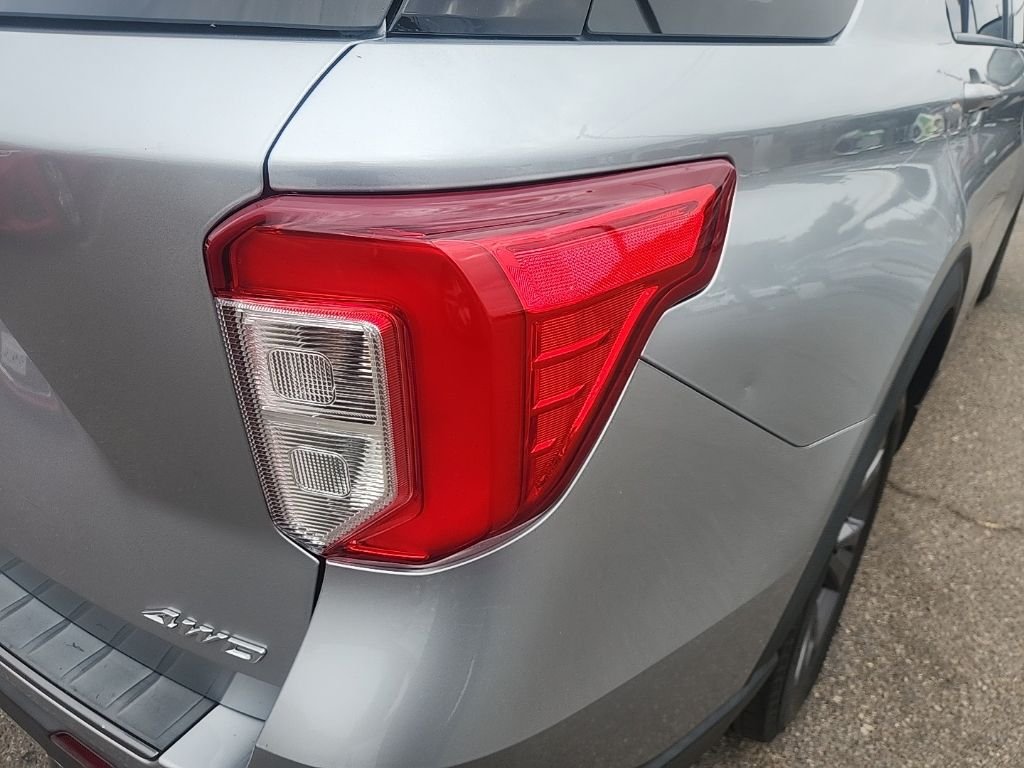 Used 2023 Silver Ford XLT image 14