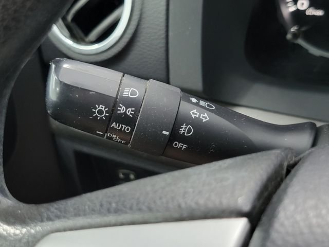 Used 2021 White Toyota SR5 image 16