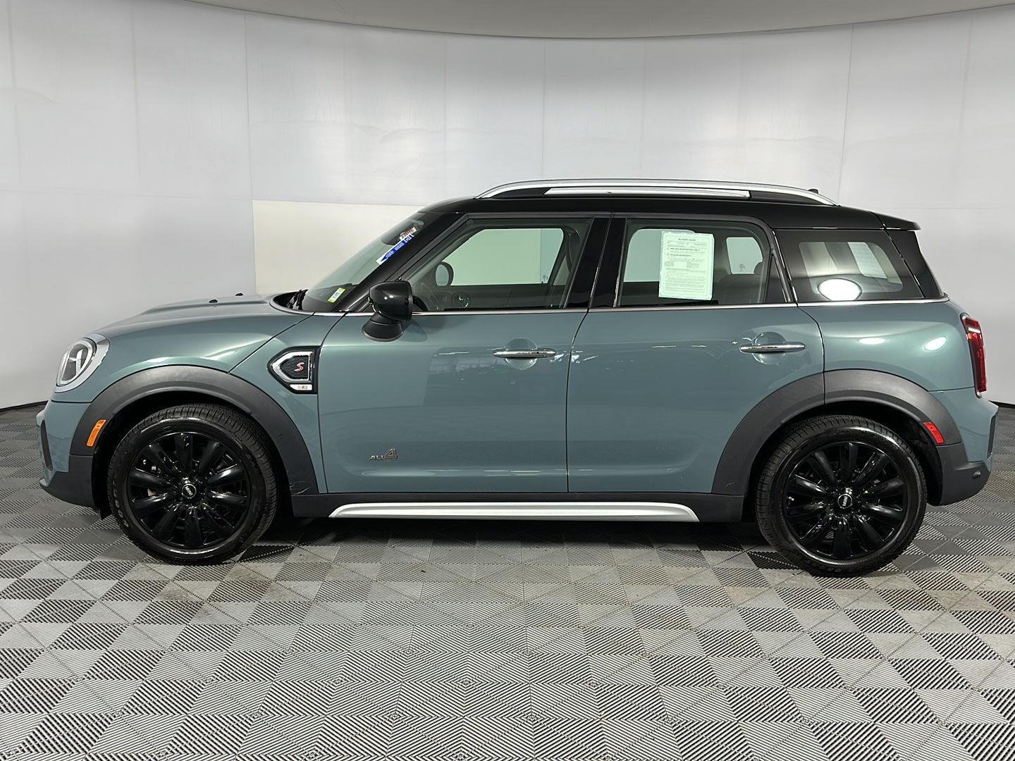Certified Used 2024 Sage Green Metallic MINI Cooper S image 10