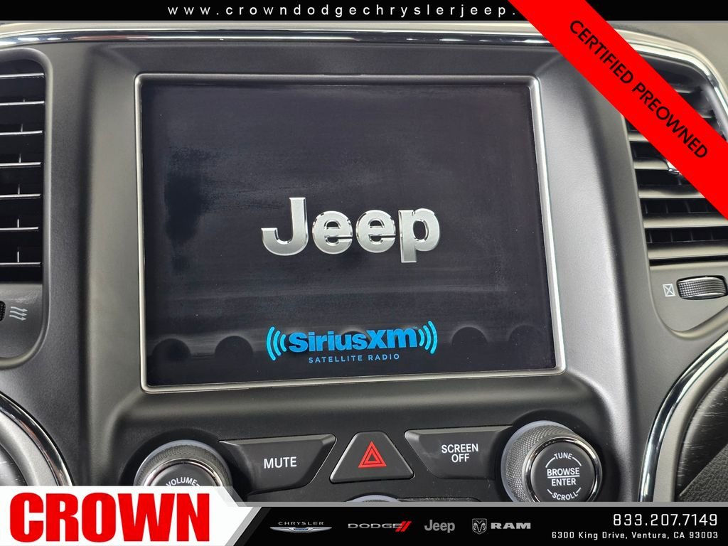 Certified Used 2018 Silver Jeep Laredo E image 30