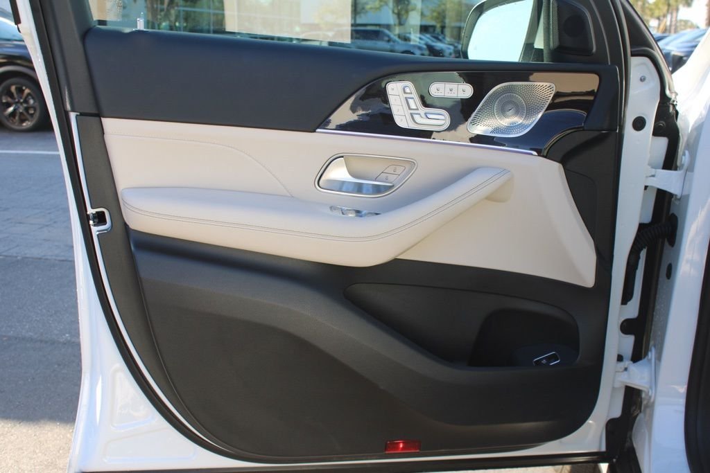 Certified Used 2025 White Mercedes-Benz GLE 450 image 12