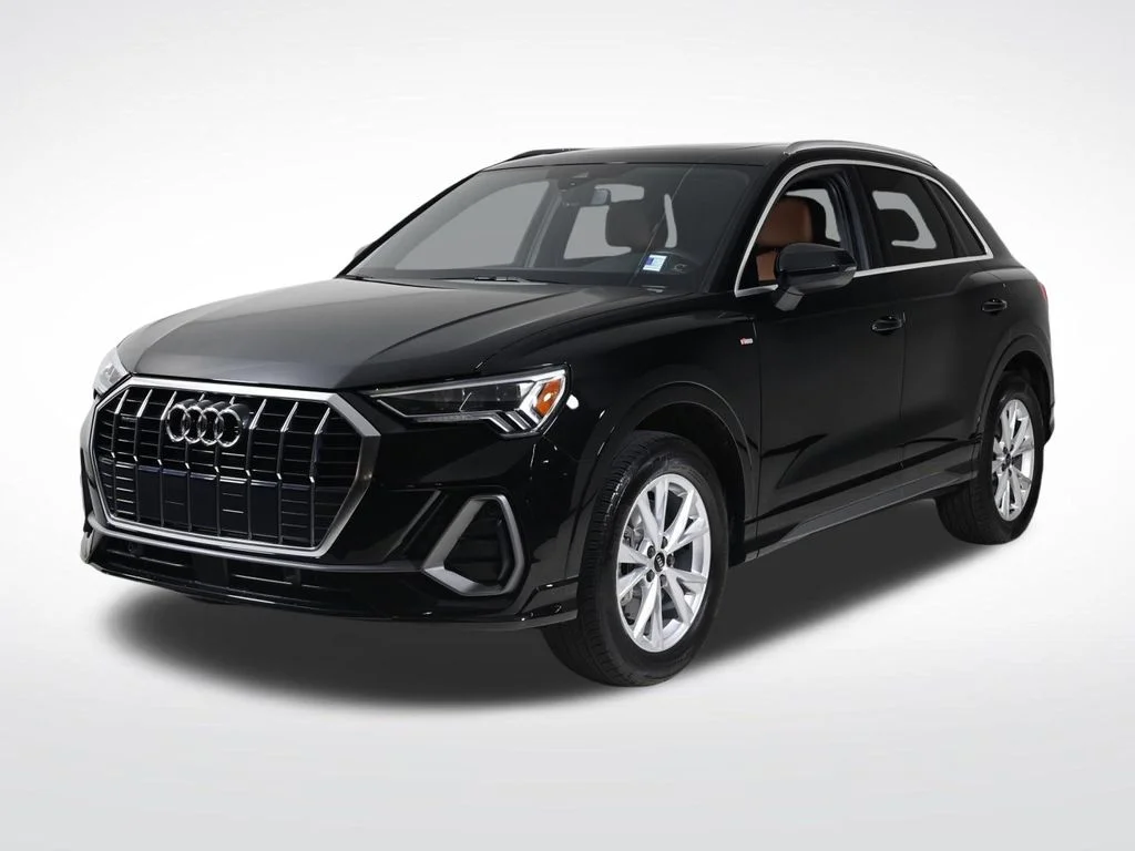 2025 Audi Q3 45 TFSI S Line Premium quattro's photo