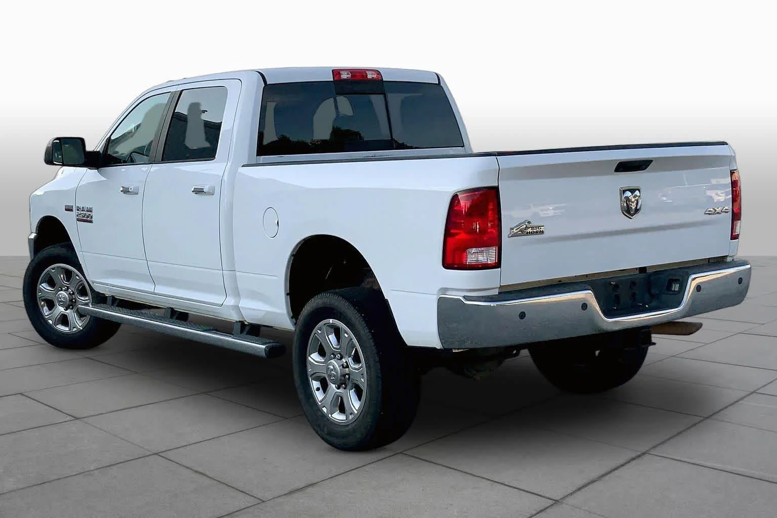 Used 2017 Bright White Clearcoat Ram Big Horn image 11
