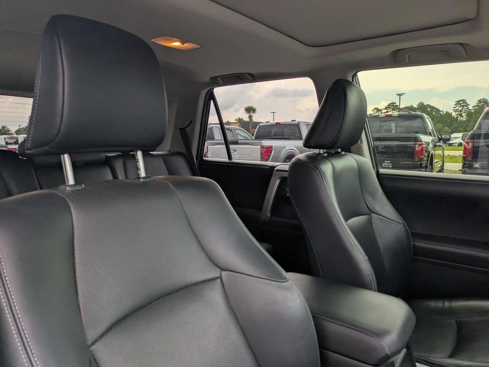 Used 2019 Midnight Black Metallic Toyota Limited image 31