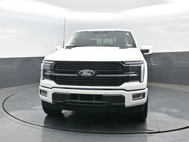 New 2026 Star White Metallic Tri-Coat Ford Platinum® image 22