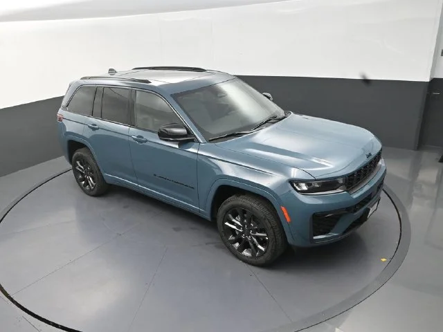 New 2026 Steel Blue Exterior Paint Jeep Limited Reserve image 10