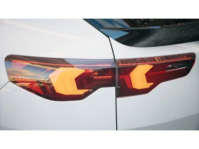 New 2026 Alpine White BMW xDrive28i image 8