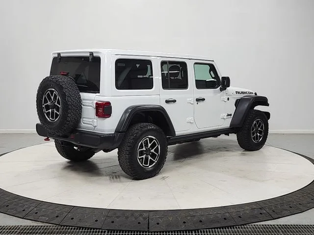 Used 2025 White Jeep Rubicon image 7