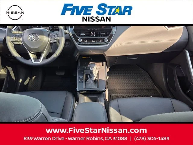 Used 2026  Toyota XLE image 8