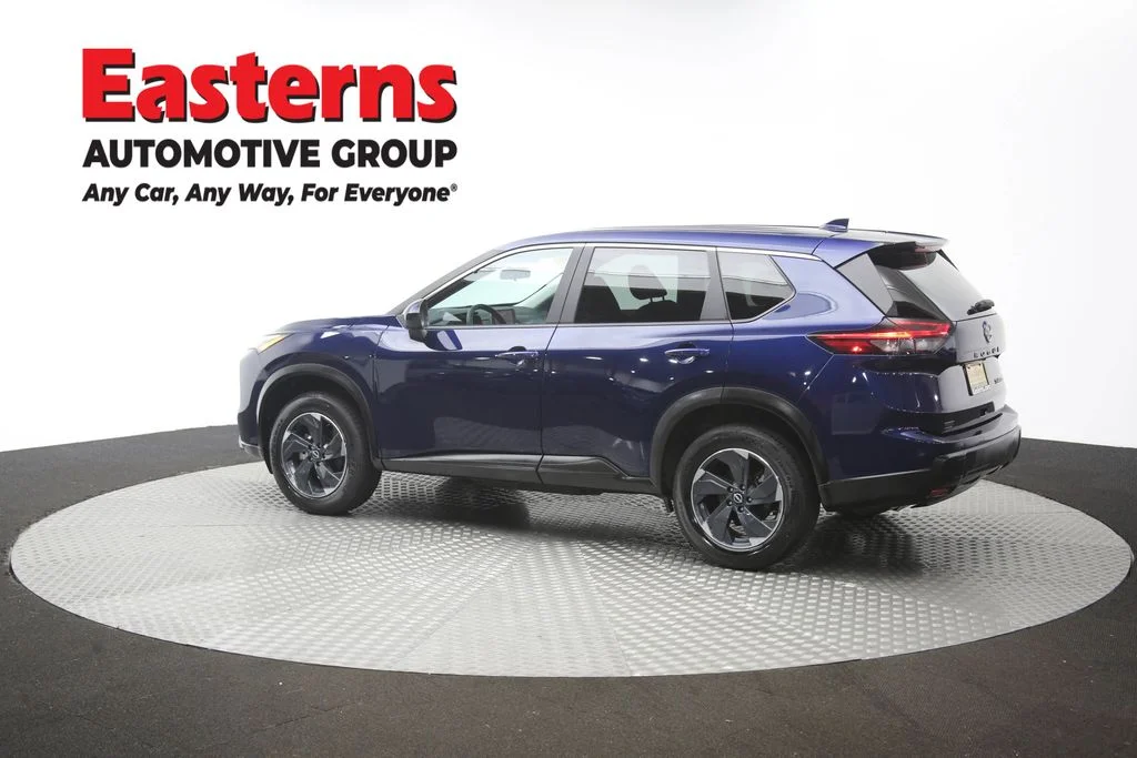 Used 2024 Blue Nissan SV image 62