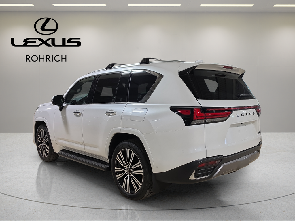 2025 Lexus LX 700h Luxury - Photo 8