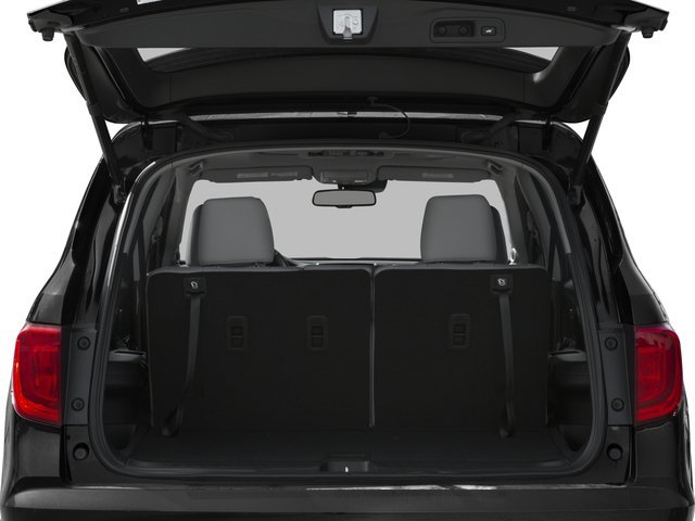 Used 2016  Honda Touring image 11