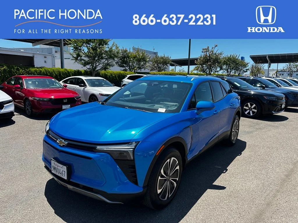 Used 2024 Blue Chevrolet LT image 1