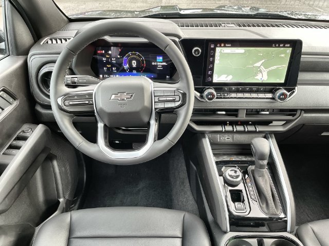 2026 Chevrolet Colorado photo 19 of 41