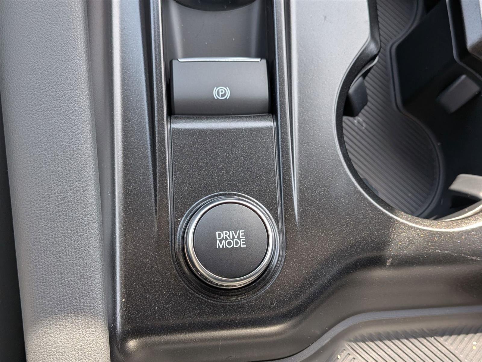 New 2026 Vapor Blue Metallic Ford Active image 7