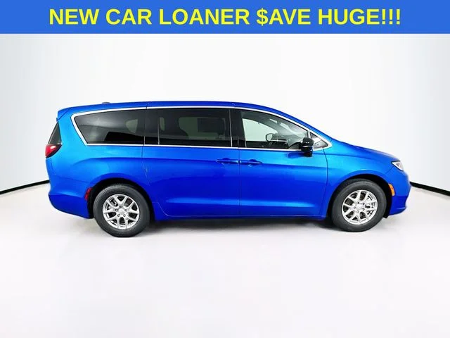 New 2026 Hydro Blue Pearl-Coat Exterior Paint Chrysler  image 8
