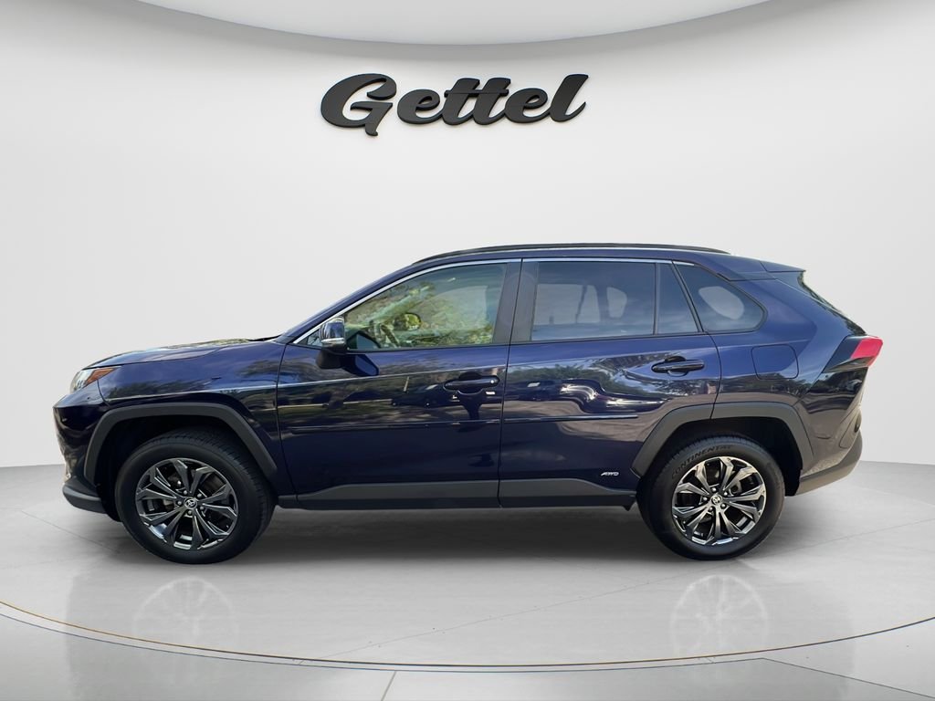 2024 Toyota RAV4 XLE Premium - Photo 8