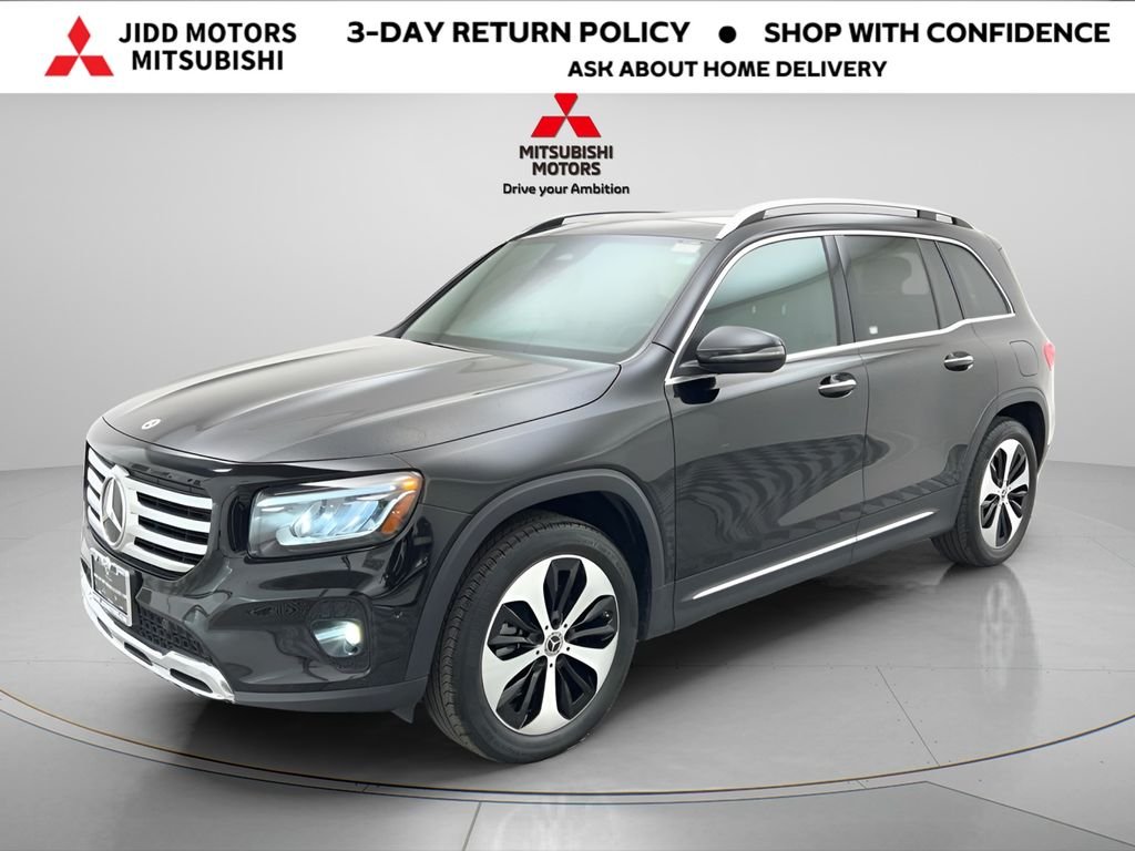 2025 Mercedes-Benz GLB GLB 250 4MATIC's photo