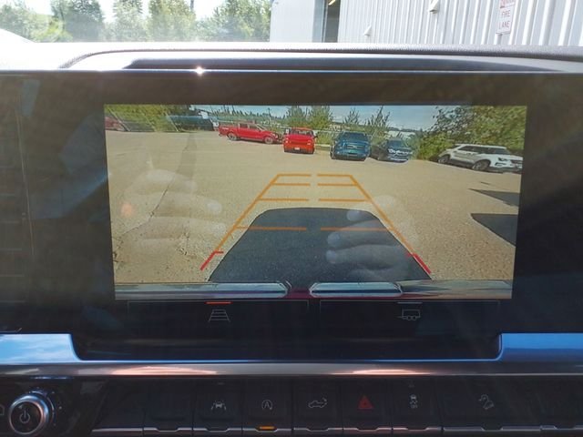 Used 2024 Red GMC Elevation image 16