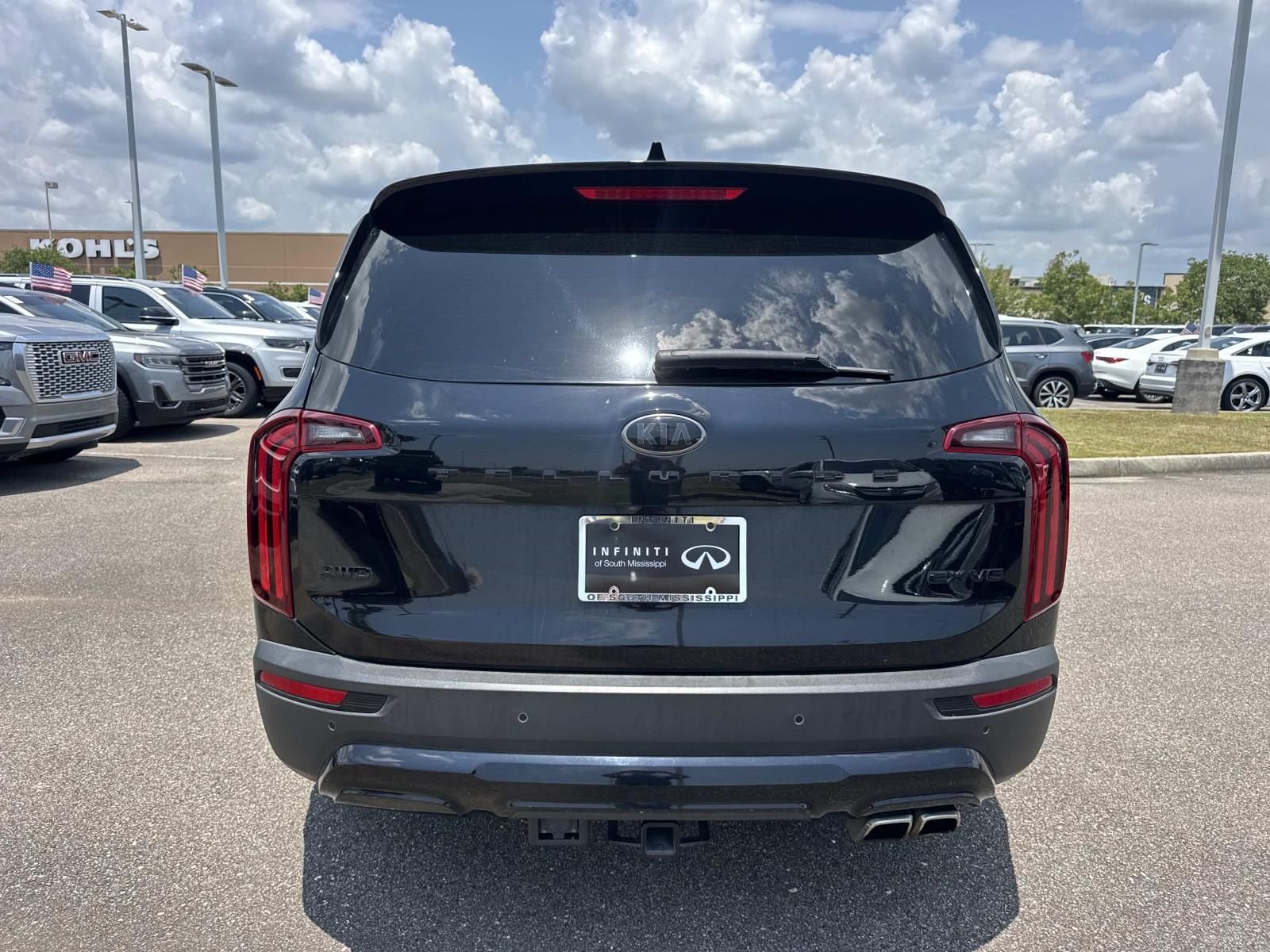 Used 2021 Black Kia EX image 7