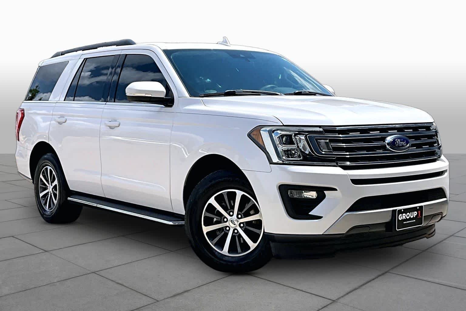 Used 2018 White Platinum Metallic Tri-Coat Ford XLT image 3