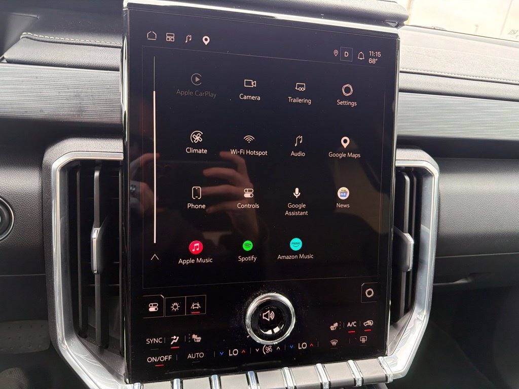Used 2026 Summit White GMC Elevation image 26