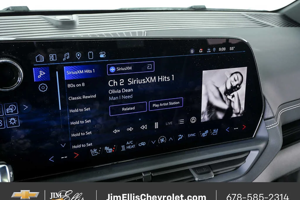 2025 Chevrolet Silverado EV LT - Photo 16