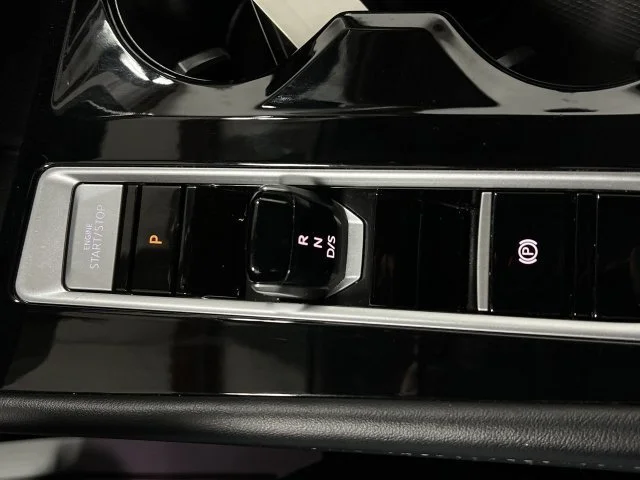 2024 Volkswagen Atlas SE w/Tech - Photo 15