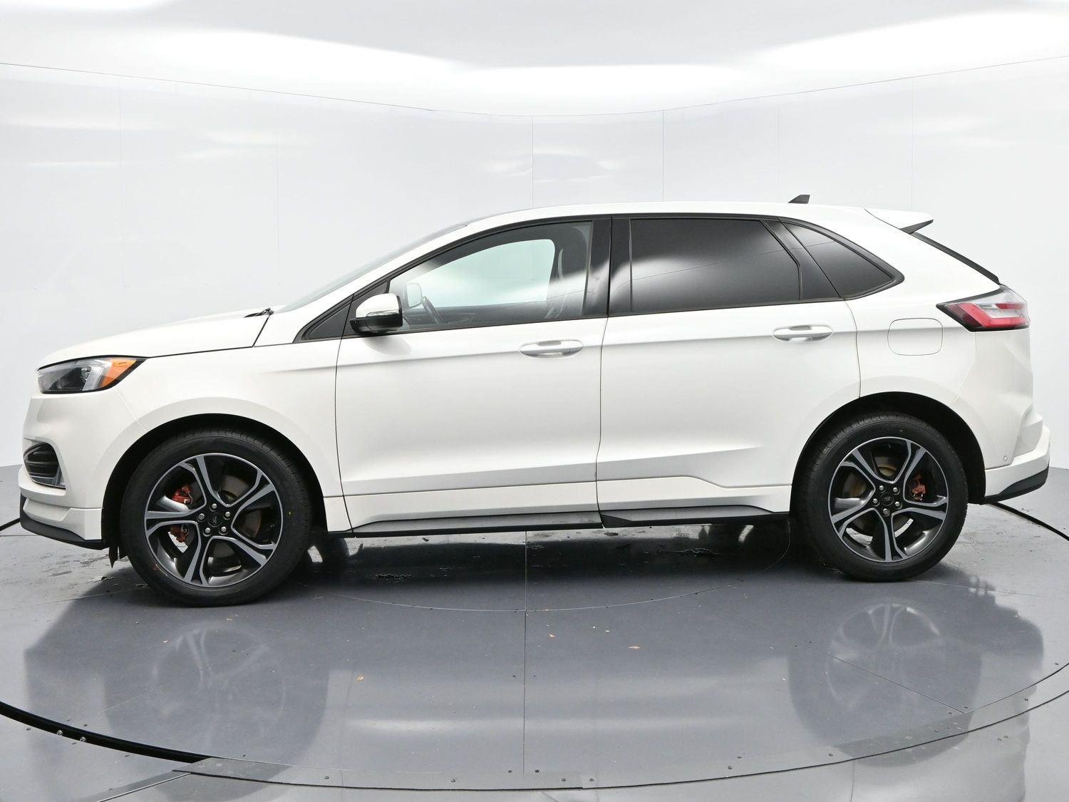 2020 Ford Edge ST photo 4