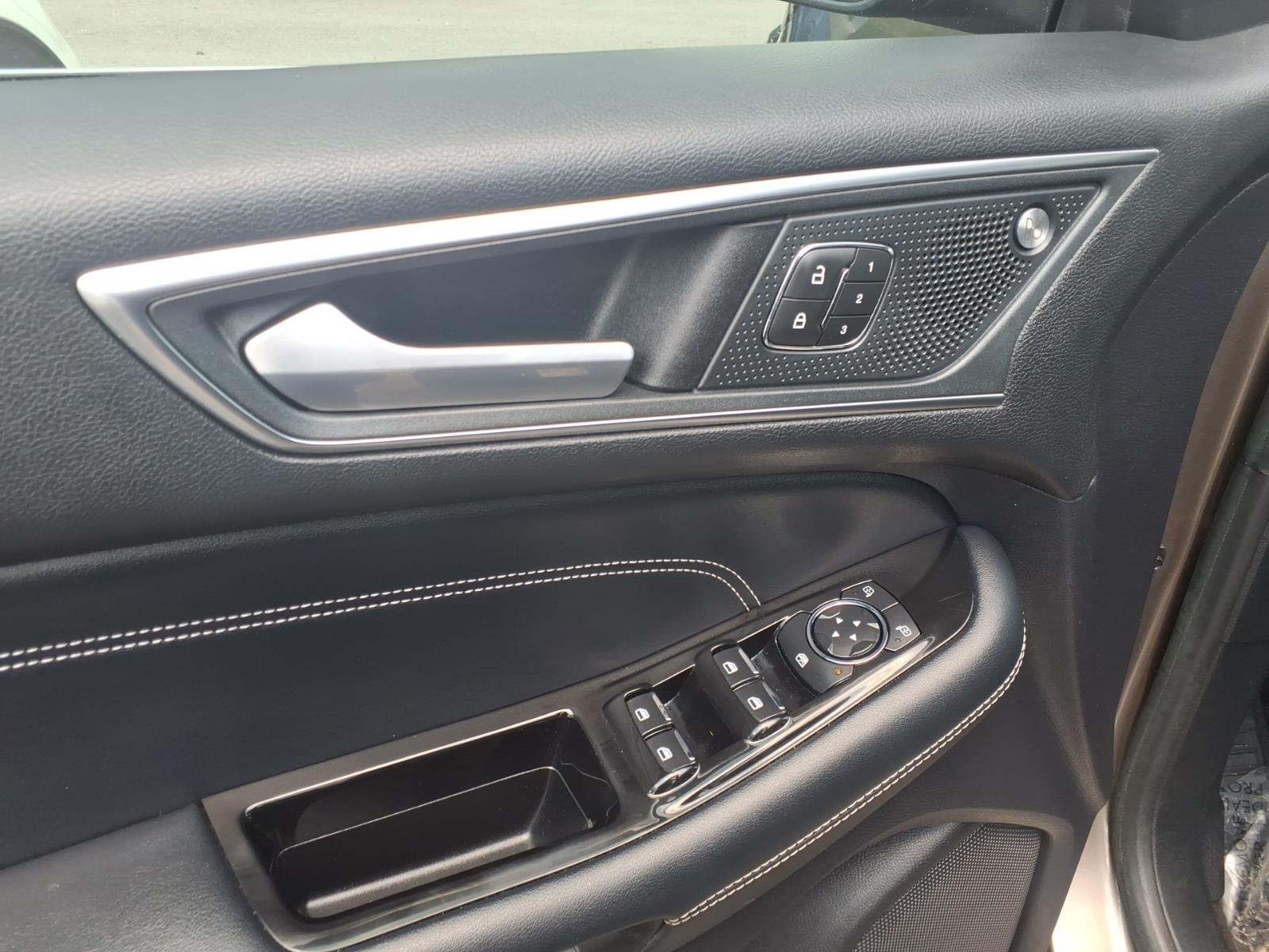 Used 2019 Stone Gray Metallic Ford Titanium image 15