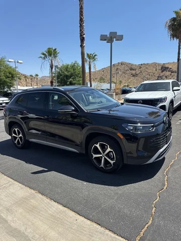 2026 Volkswagen Tiguan 2.0T SE