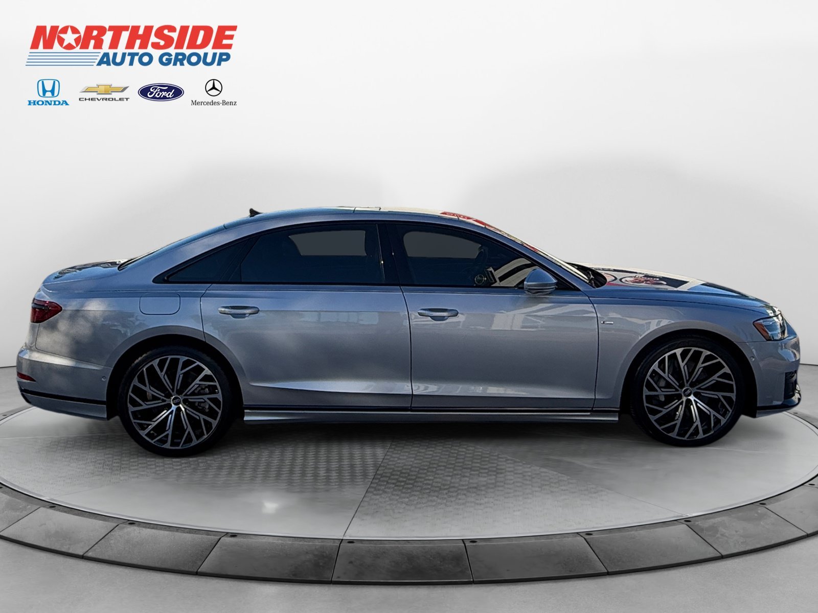 Used 2021 Florett Silver Metallic Audi L 55 image 8